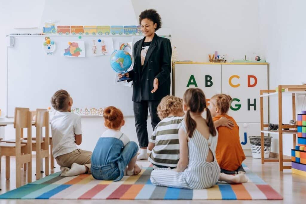 5 Principles Found in Authentic Montessori Education - Montessori West